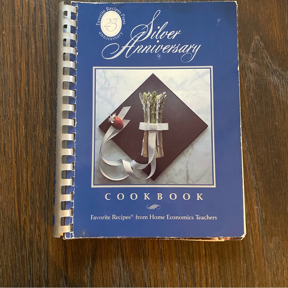 Silver Anniversary 1988 Cookbook by Home Economics Teachers - Blue